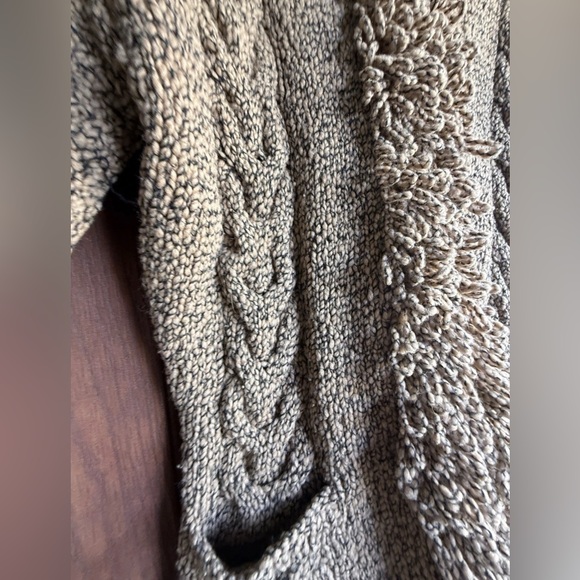 Native Wool Chunky Cable Knit Full Zip Hooded Fringe Cardigan Tan M/L Winter - Picture 4 of 6